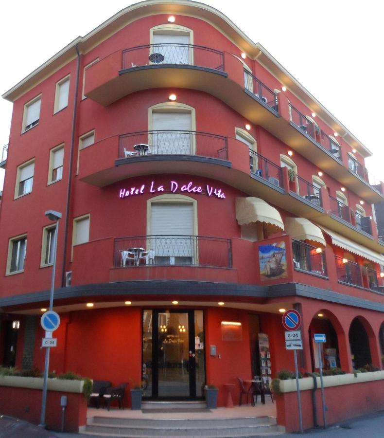 Hotel La Dolce Vita Rimini Dış mekan fotoğraf