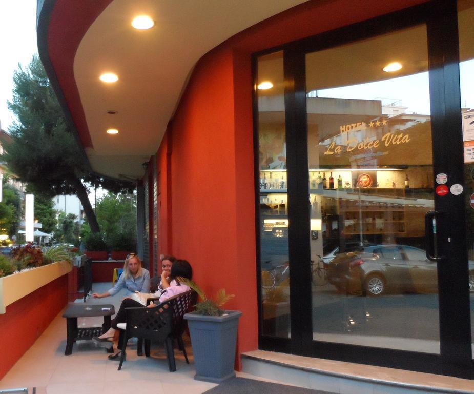Hotel La Dolce Vita Rimini Dış mekan fotoğraf